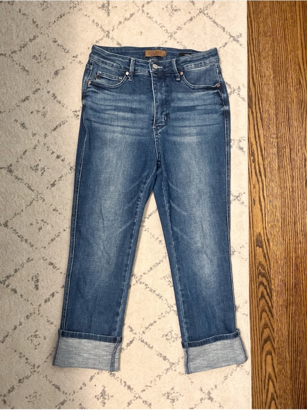 Judy Blue Glow Up Tummy Control and Butt Lifting Capris